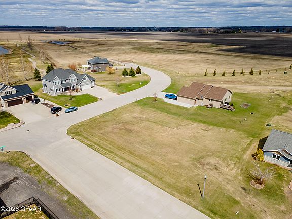 2nd image of 2546 Saint Andrews Dr NW