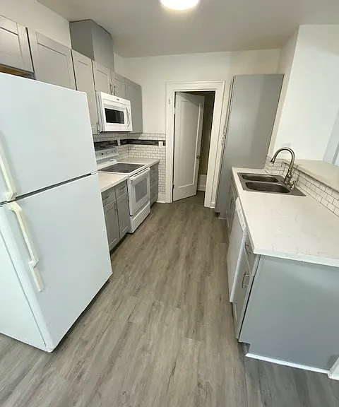 706 SW Taylors Ferry Rd — Photo 8