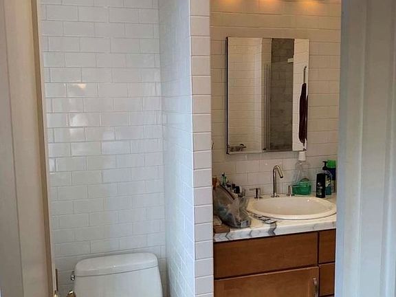4th image of 316 5th Ave APT 2