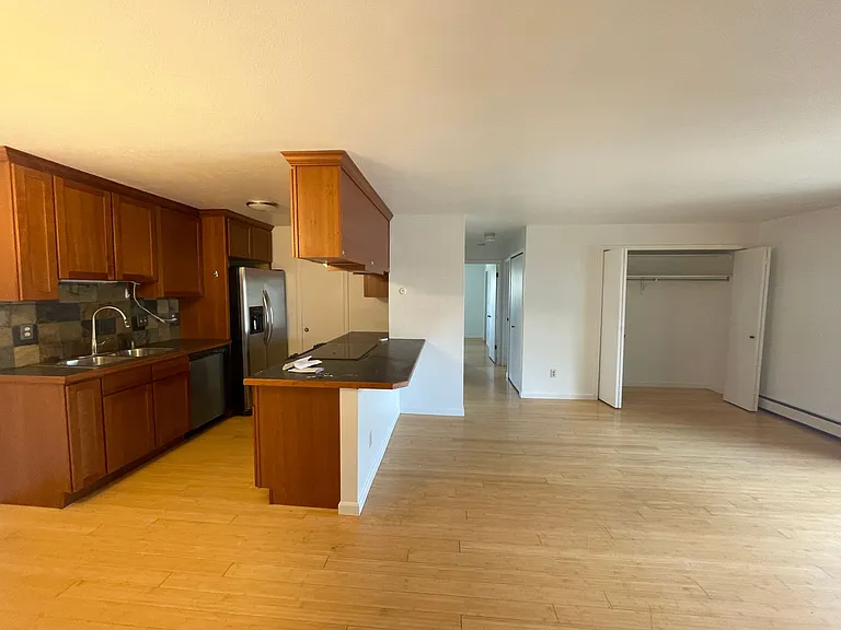 665 Manhattan Dr #207 — Photo 4