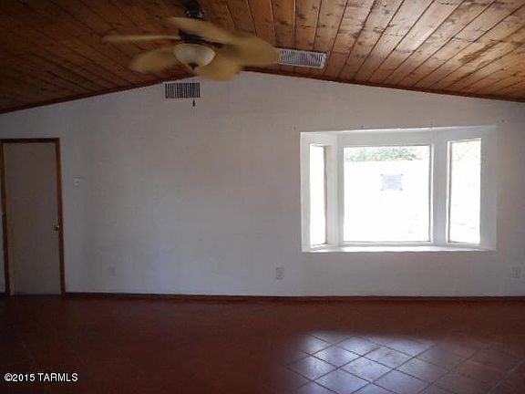 5th image of 7325 N Plymouth Pl