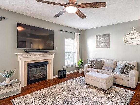 4th image of 3590 Armada Dr