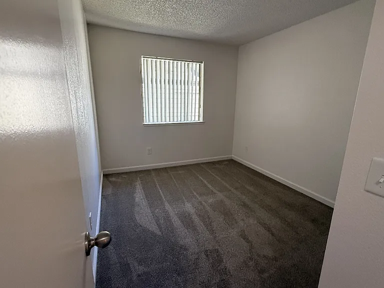 Shasta Terrace — Photo 3