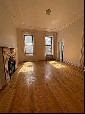 1st image of 66 Livingston St APT 4