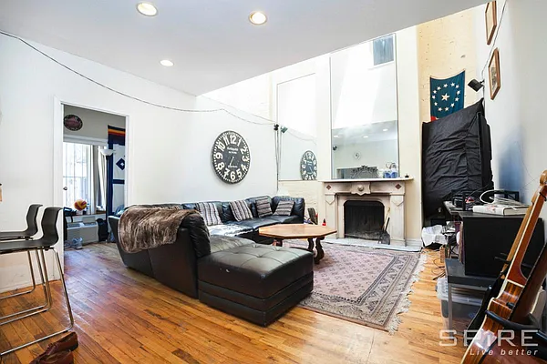 Rented by Spire Group | media 2