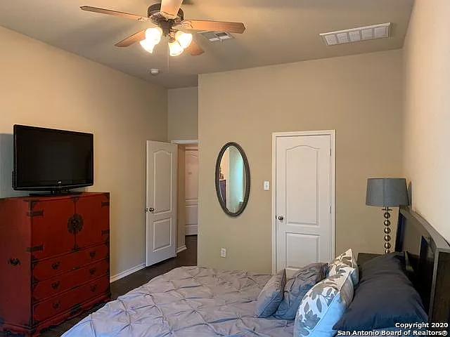 26427 Walden Oak — Photo 13