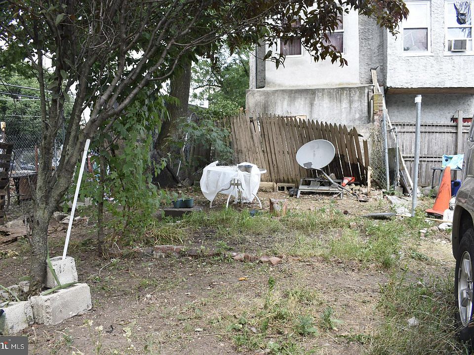 2nd image of 2969 N Leithgow St