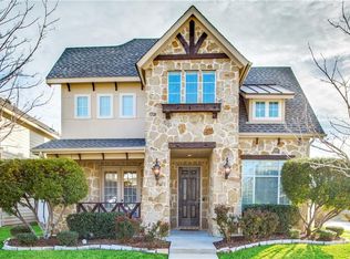 900 Hayden Ln, Aubrey, TX 76227