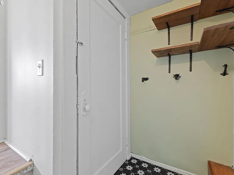 4805 NE 110th Ave — Photo 32