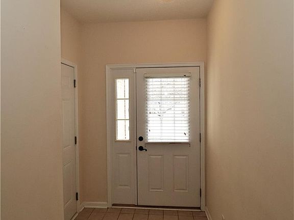 4th image of 9559 Greenery Ct