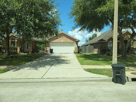 2nd image of 6526 Sterling Bay Ln