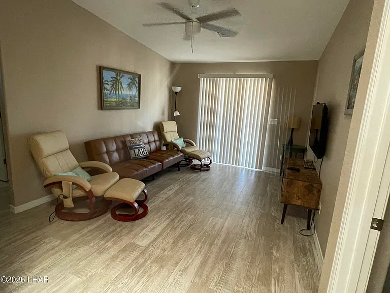 388 Coral Dr — Photo 6