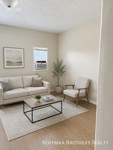805 W Glenoaks Blvd #807 Photo 1