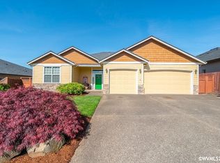 1827 Rainsong Dr NW, Salem, OR 97304