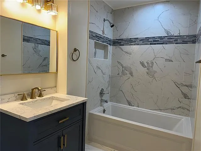 916 Martin Behrman Walk — Photo 14
