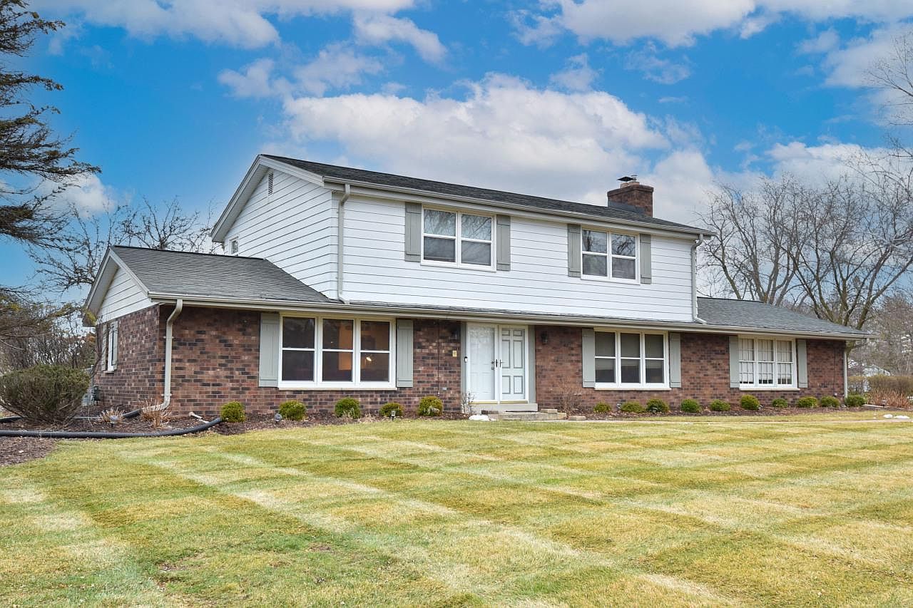 11642 North Riverland ROAD, Mequon, WI 53092 Zillow