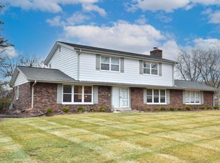 11642 N Riverland Rd, Mequon, WI 53092