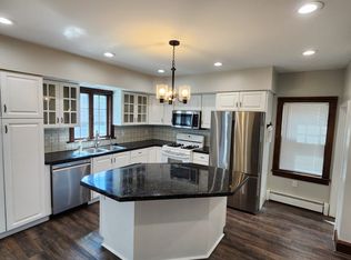 102 Old River Rd, Wilkes Barre, PA 18702