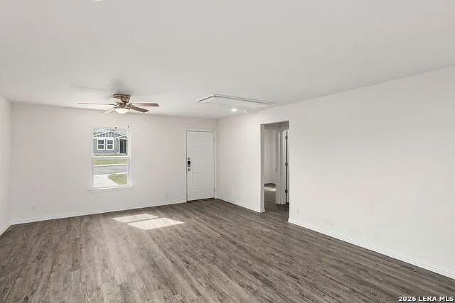 2718 Bermuda Dr — Photo 3
