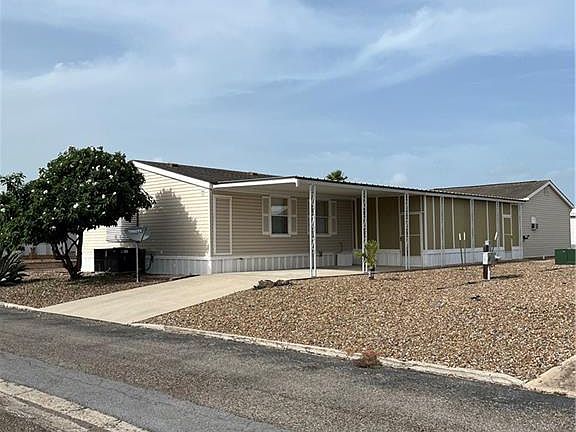 3rd image of 3004 San Jose Dr
