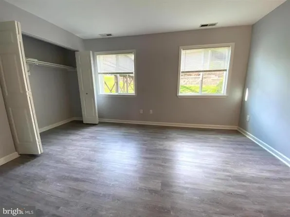 10289 Cliff Swallow Ct, New Market, MD 21774