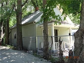 4th image of 2721 Lister Ave