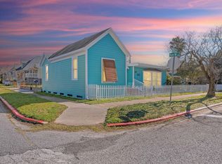 1302 15th St, Galveston, TX 77550