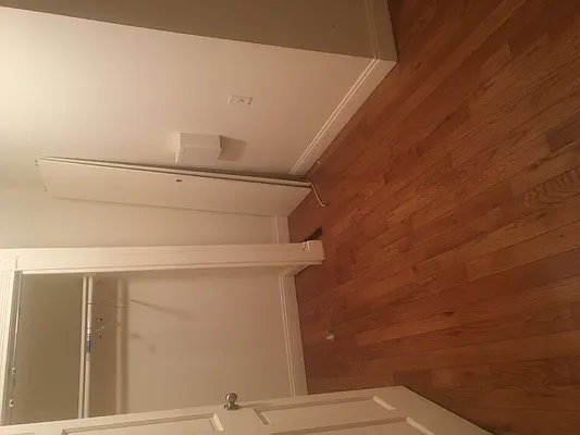 Rented by Urban Real Estate Property Group Inc | media 32