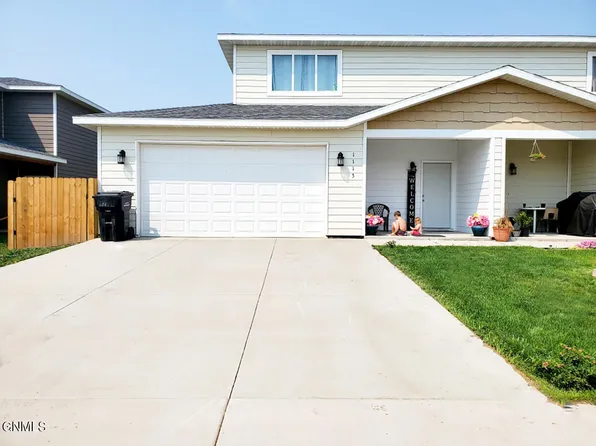 1113 9th St SW, Watford City, ND 58854