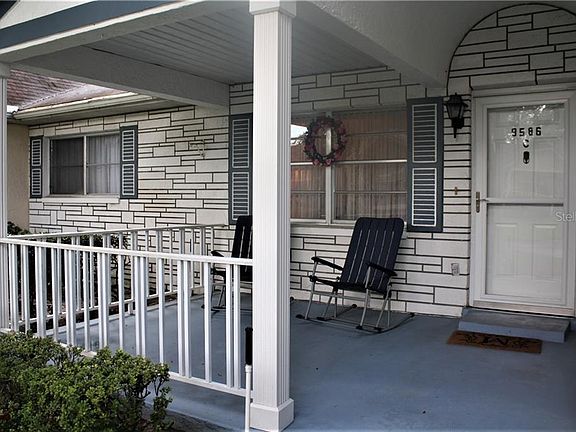 3rd image of 9586 SW 84th Ter Unit C