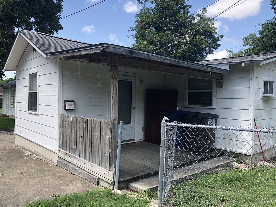 1st image of 823 Kayton Ave