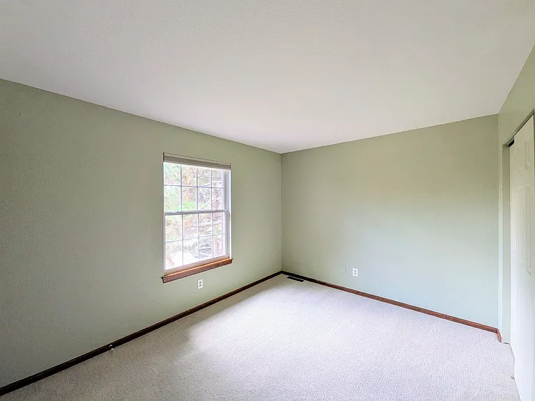 7467 Exeter Pl — Photo 17