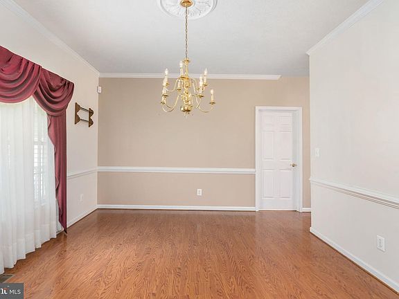 5th image of 32236 Deep Meadow Ln