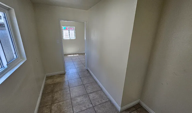 13457 1/2 Filmore St #13457-1/2 — Photo 5