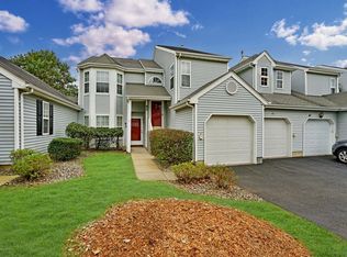 42 Pagoda Ln, Freehold, NJ 07728