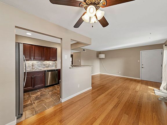 4th image of 6911 Colonial Woods Dr APT 6