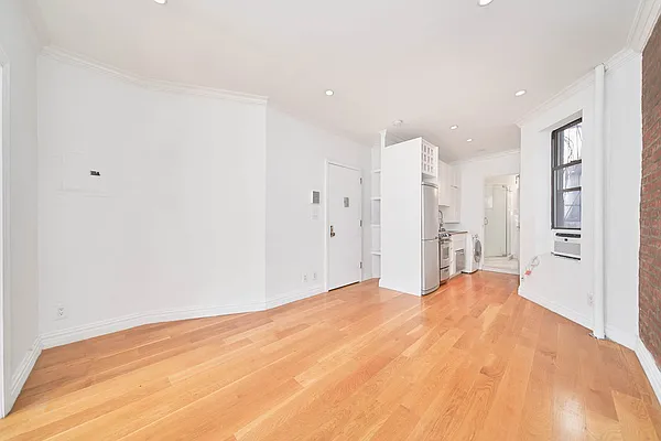 Rented by Living New York | media 1