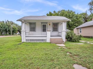 1622 N Main St, Newton, KS 67114