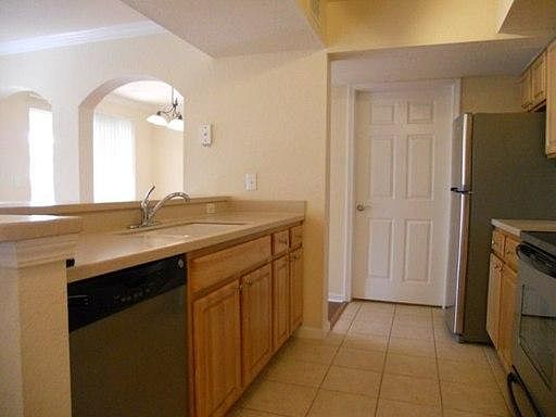3rd image of 10075 N Gate Pkwy #1308