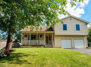 724 12th Ave, Toms River, NJ