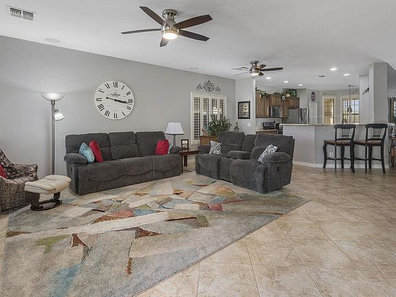2nd image of 220 E Caribbean Dr