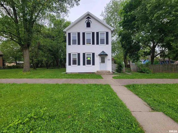 1802 NE Madison Ave, Peoria, IL 61603