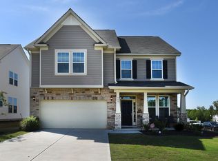 900 Channel Drop Loop, Zebulon, NC 27597