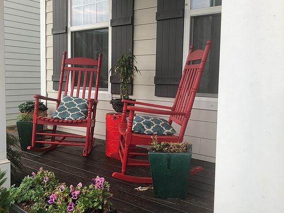 5th image of 523 Lakeview Dr