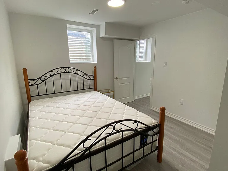 29 Marshmarigold Dr #BASEMENT — Photo 6
