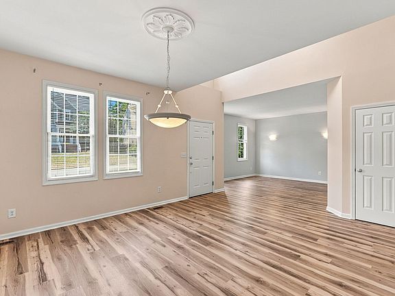 5th image of 13112 Elmleaf Ct