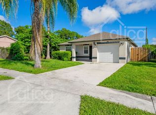 742 W 6th St, Riviera Beach, FL 33404