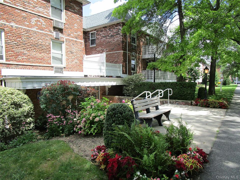 1st image of 40 Daley Place #127