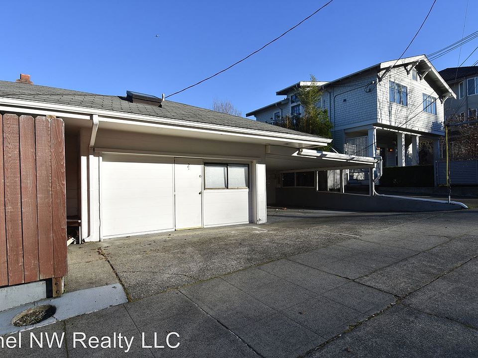 1st image of 2514 Dexter Ave N APT 2