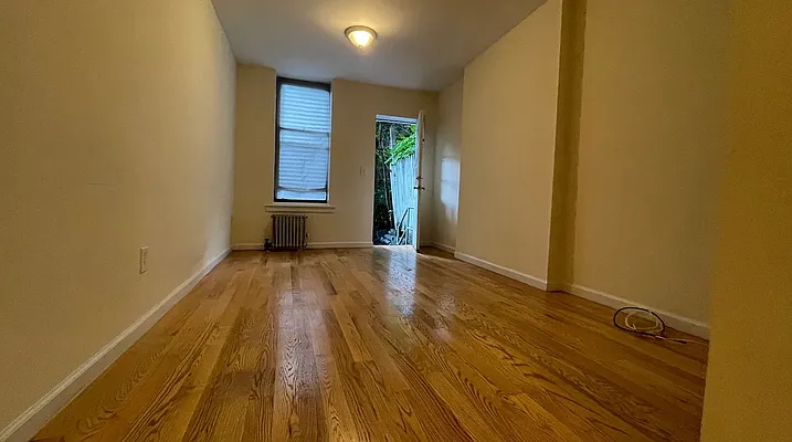 Rented by HOLTON REAL ESTATE INC. | media 16